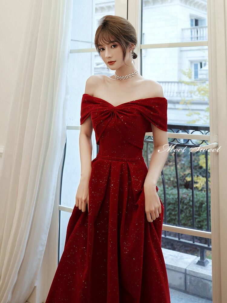 ウェディングドレス ウエディングドレス カラードレス カクテルドレス 演奏会 ロングドレス イブニングドレス 二次会ドレス パーティードレス 発表会 コンサート オフショルダー ワインレッド フォマール 結婚式 披露宴 花嫁 前撮り 後撮り ブライダル フォーマル