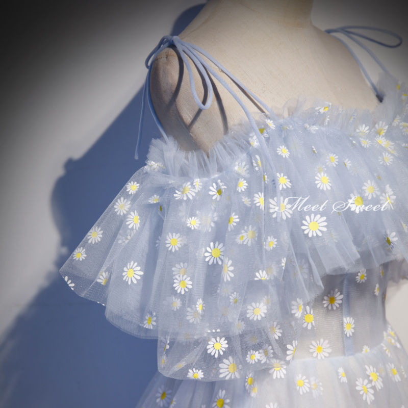 ウェディングドレス ウエディングドレス カラードレス デイジー 演奏会 Aラインドレス コンサート 結婚式 ロングドレス 青 披露宴 パーティードレス 二次会ドレス ステージ衣装 フリル ライトブルー 可愛い 発表会 イブニングドレス 花嫁 カクテルドレス 前撮り 後撮り