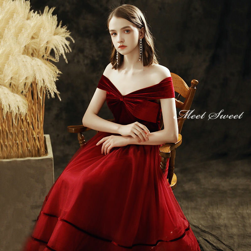 ウエディングドレス カラードレス レッド オフショルダー 二次会ドレス パーティードレス 演奏会 発表会ドレス 花嫁 結婚式 ウェディングドレス Aラインドレス 高級 上品 ミモレ丈ドレス 切替 イブニングドレス 披露宴 コンサート カクテルドレス 前撮り 後撮り