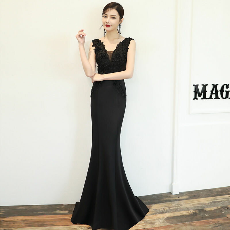 ウェディングドレス ウエディングドレス カラードレス 黒 赤 緑 白 オフホワイト ネイビー フォマール 袖なし ノースリーブ ロング丈 パーティードレス マーメイドラインドレス 発表会ドレス ステージドレス イブニングドレス 結婚式 花嫁 演奏会 二次会 披露宴 コンサート