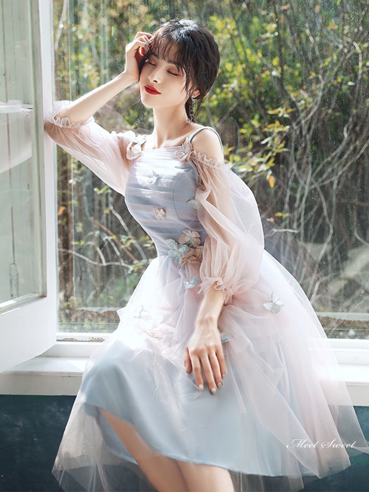 ウェディングドレス ウエディングドレス カラードレス カクテルドレス ミニドレス パーティードレス 発表会ドレス 演奏会 ステージドレス イブニングドレス ミディアム丈 ピンク ブルー 袖付き 成人式 可愛い 結婚式 二次会 披露宴 コンサート 花嫁 前撮り 後撮り