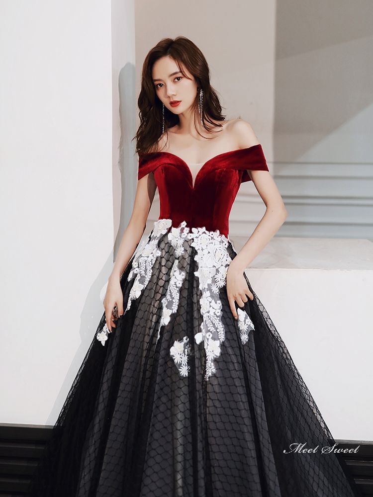 ウェディングドレス ウエディングドレス カラードレス カクテルドレス ロングドレス パーティードレス 発表会ドレス 演奏会 ステージドレス イブニングドレス 大人 ワインレッド ブラック オフショルダー 結婚式 二次会 披露宴 コンサート 花嫁 前撮り 後撮り