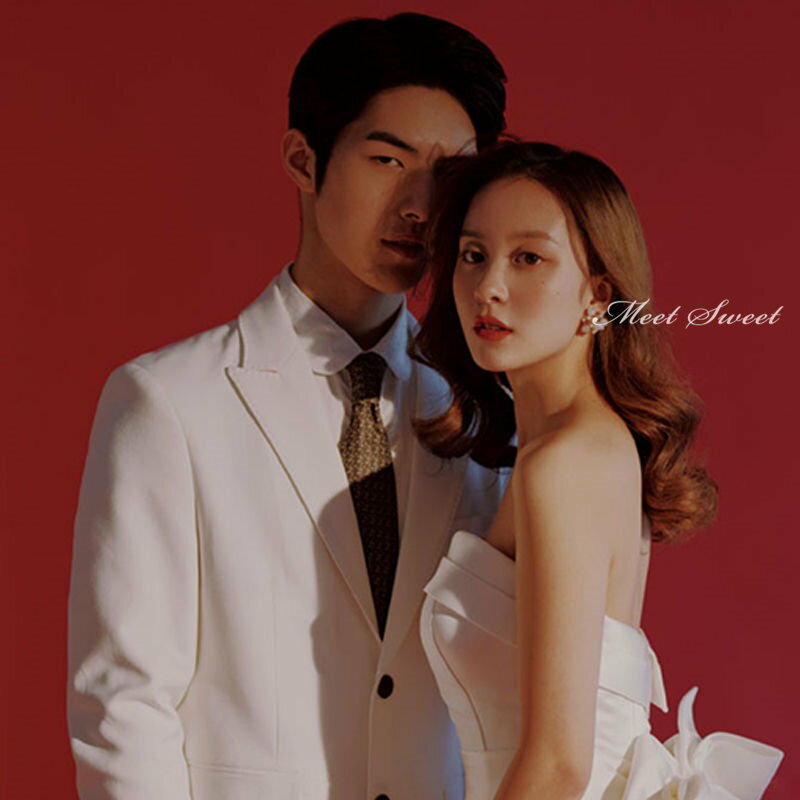 ウェディングドレス ウエディングドレス 白 オフホワイト 結婚式 ロングドレス Aラインドレス ビスチェ ベアトップ 袖なし ノースリーブ 海外挙式 花嫁ドレス 二次会ドレス 大きいサイズ パーティードレス 披露宴 ブライダルドレス フォトウェディング 前撮り エレガント