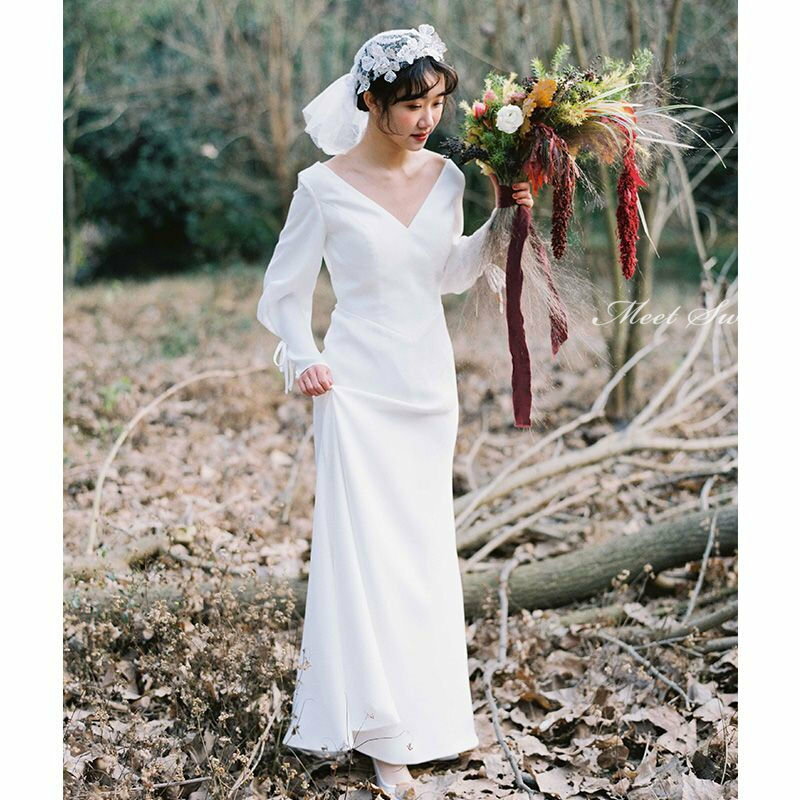 ウェディングドレス 新婦 ロングドレス 結婚式 長袖 袖あり ロングスリーブ ウエディングドレス 二次会ドレス 花嫁ドレス 前撮り エレガント サテン ホワイト リゾート ワンピース ハネムーンフォト 披露宴 ブライダルドレス 海外挙式 セミオーダー おしゃれ フォト婚