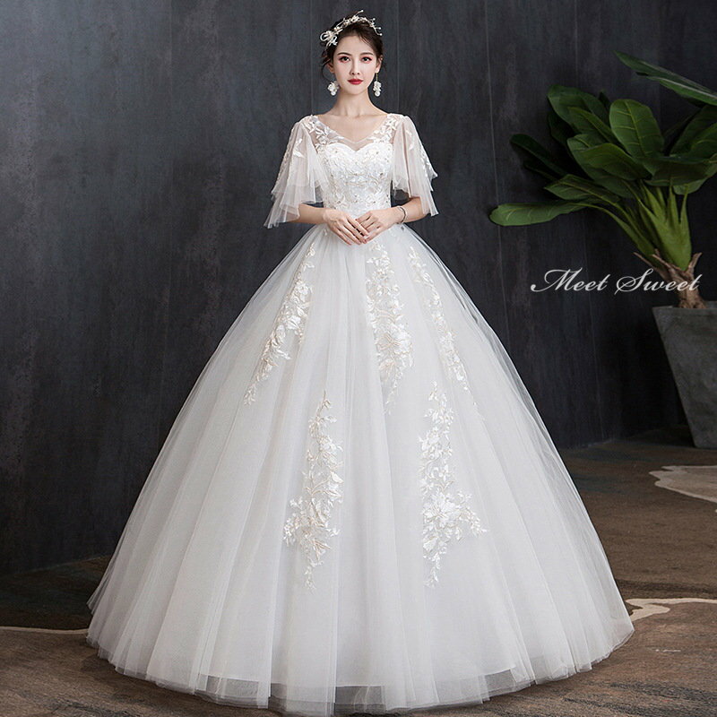 ウエディングドレス 結婚式 花嫁ドレス 二次会ドレス プリンセスラインドレス ホワイト 袖付き ウェディングドレス ロングドレス 白 オフホワイト 披露宴 安い マタニティ 編み上げ ブライダルドレス 前撮り エレガント 海外挙式 セミオーダー ボリューム クラシカル