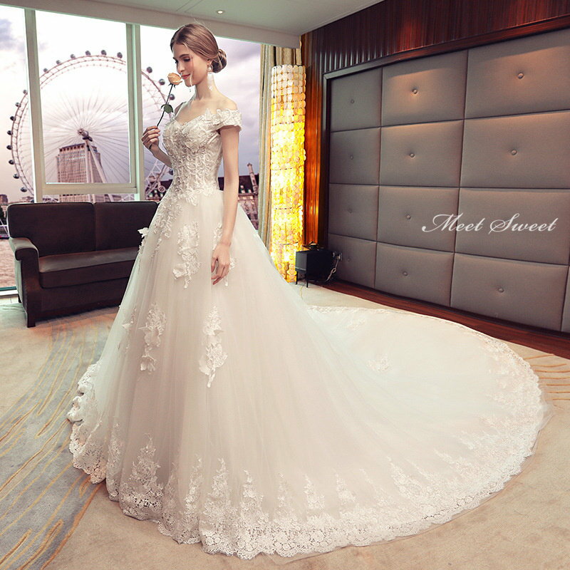 ウェディングドレス 花嫁 二次会ドレス ウエディングドレス 結婚式 新婦 ロングドレス Aラインドレス オフショルダー 海外挙式 披露宴 ブライダルドレス 編み上げ トレーンドレス クラシック 前撮り エレガント セミオーダー おしゃれ フォト婚 エレガンス wedding dress