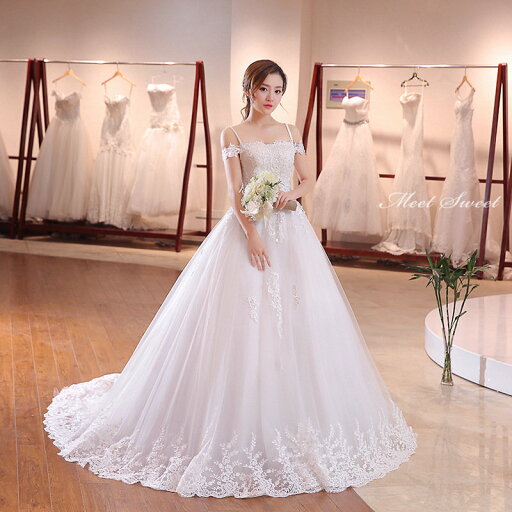 ウエディングドレス 花嫁ドレス 大きいサイズ 結婚式 編み上げ 披露宴 二次会ドレス 前撮り プリンセスラインドレス ホワイト ロングウェディングドレス オフショルダー 白 ブライダルドレス エレガント 海外挙式 セミオーダー ボリューム クラシカル 王道 正統派 上品 ウエディングドレス 花嫁ドレス 大きいサイズ 結婚式 編み上げ 披露宴 二次会ドレス 前撮り プリンセスラインドレス ホワイト ロングウェディングドレス オフショルダー 白 ブライダルドレス エレガント 海外挙式 セミオーダー ボリューム クラシカル 王道 正統派 上品