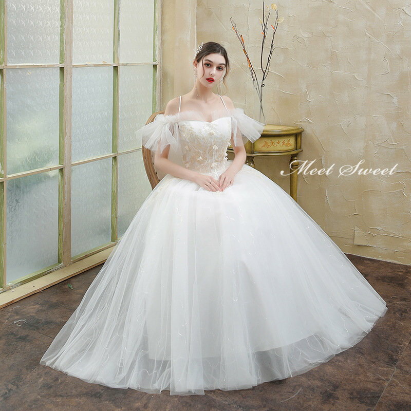 ウェディングドレス 二次会ドレス 結婚式 披露宴 ブライダルドレス ロング丈 ロングドレス オフショルダー 花嫁ドレス ウエディングドレス プリンセスラインドレス オフホワイト 編み上げ 安い 前撮り エレガント 海外挙式 セミオーダー ボリューム クラシカル 王道 上品