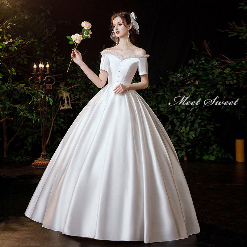 ウェディングドレス ウエディングドレス オフショルダー サテン 二次会ドレス 結婚式 披露宴 ブライダルドレス ロング丈 ロングドレス 花嫁ドレス プリンセスラインドレス 編み上げ シンプル 前撮り エレガント 海外挙式 セミオーダー ボリューム クラシカル 王道 上品