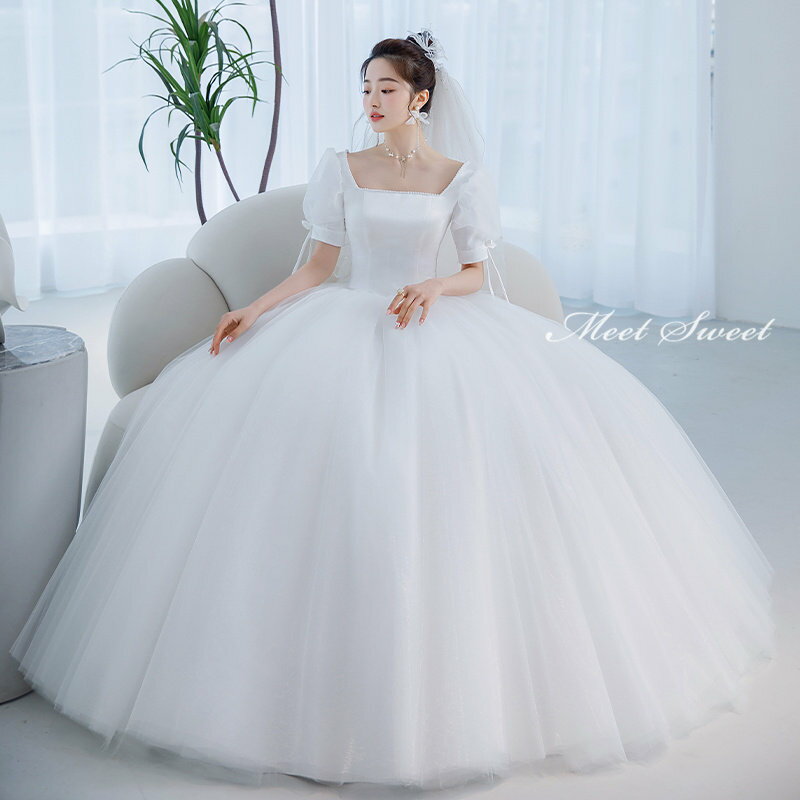 ウェディングドレス 二次会ドレス 結婚式 披露宴 ブライダルドレス ロング丈 ロングドレス 半袖 花嫁ドレス ウエディングドレス プリンセスラインドレス ホワイト 編み上げ 切り替え シンプル 前撮り エレガント 海外挙式 セミオーダー ボリューム クラシカル 王道 上品