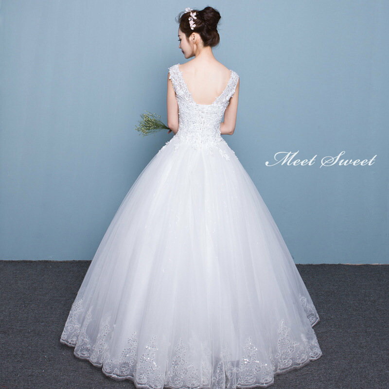 ウェディングドレス 二次会ドレス 結婚式 披露宴 ブライダルドレス ロング丈 ロングドレス Vネック 袖なし 袖無し ノースリーブ 花嫁ドレス ウエディングドレス プリンセスラインドレス オフホワイト 編み上げ 可愛い 前撮り エレガント 海外挙式 セミオーダー クラシカル