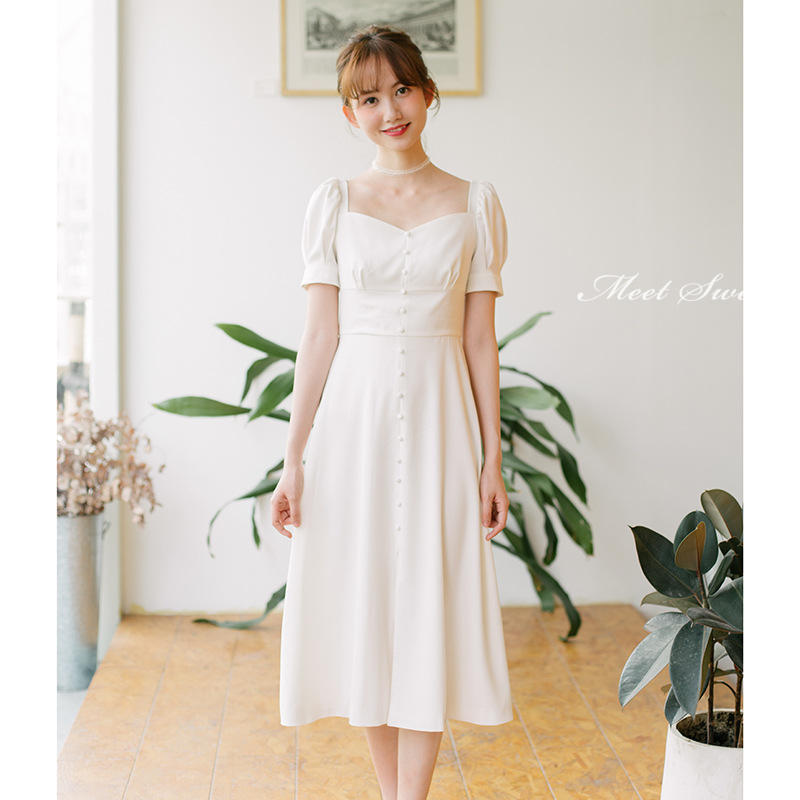 ウェディングドレス 二次会ドレス 花嫁 結婚式 Aラインドレス 半袖 シンプル ウエディングドレス 安い 白ドレス オフホワイト ブライダル 披露宴 発表会ドレス 挙式 お呼ばれ フォーマルドレス 前撮り 後撮り 袖あり 袖付き フォトウェディング wedding dress 海外挙式
