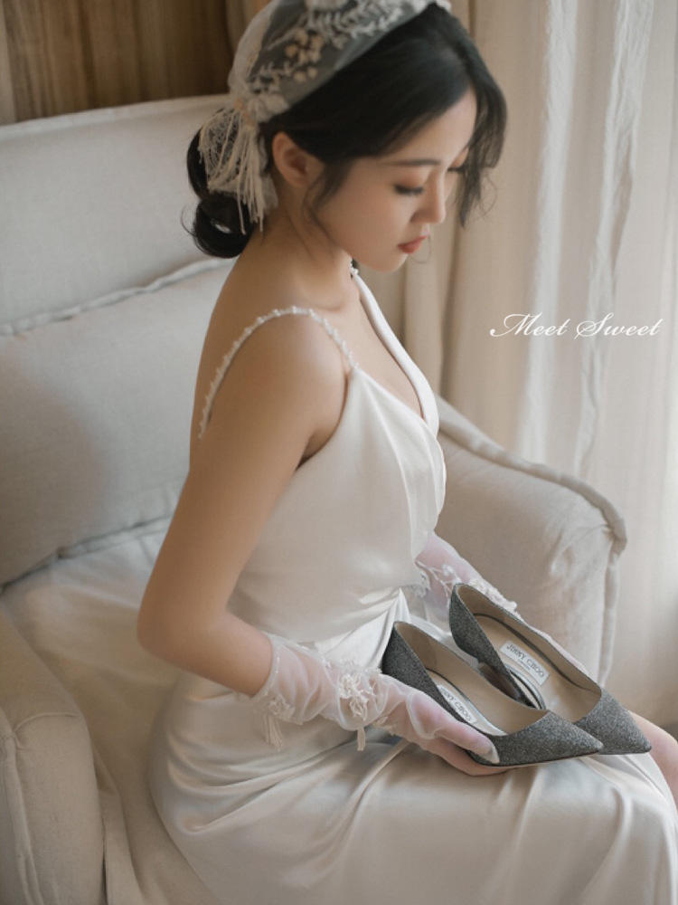 ウエディングドレス ウェディングドレス 二次会ドレス マーメイド スレンダーライン エレガント ロングドレス 背中開き 成人式 撮影用 お嫁さん 花嫁 カラードレス キャミソールワンピース 演奏会 発表会 結婚式 パーティードレス イブニングドレス 披露宴 コンサート