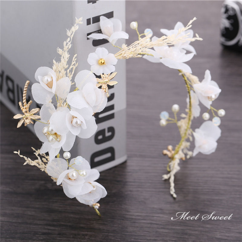 ヘッドドレス 髪飾り ウェディング プリンセス カチューシャ ヘアアクセ ヘアアクセサリー 結婚式 ウエディング ブライダル 花嫁 リゾート 披露宴 二次会 花