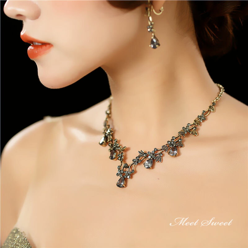 【P5倍★BLACK FRIDAY限定】アクセサリー ピアス ネックレスセット 黒 ブラック 演奏会 発表会 舞台 パーティー 銅色 イベント ステージ ジルコ...