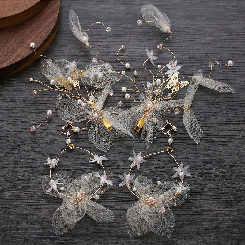 ミートスウィートの髪飾り ヘアアクセサリー ヘッドドレス 二次会 花 髪留め 結婚式 ウェディング 和装 ヘッドアクセサリー ブライダル 発表会 演奏会 コンサート 前撮り 成人式 ブライダルアクセサリー ウェディング小物 花嫁 披露宴 フォトウェディング 卒業式｜アングル2
