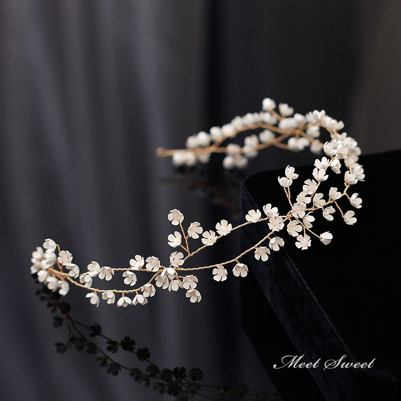 【P5倍★BLACK FRIDAY限定】カチューシャ フラワー ウエディング 小枝 髪飾り 花嫁 ウェディング 結婚式 ヘッドドレス ブライダル パーティー 二...