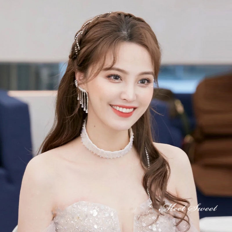 フリンジ ヘアアクセサリー ラインストーンカチューシャ 結婚式 二次会 成人式 同窓会 謝恩会 お呼ばれ パーティー ウェディング 卒業式 イブニングドレスに 3