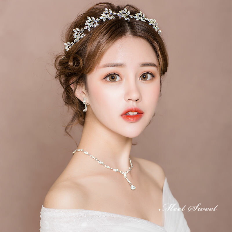 リーフ ラインストーン カチューシャ ネックレス イヤリング ティアラ ヘアアクセサリー 結婚式 二次会 成人式 パーティー ウェディン..