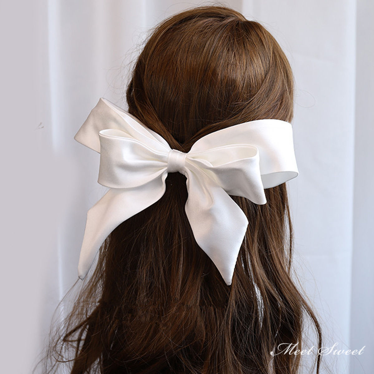 【P5倍★BLACK FRIDAY限定】ヘッドドレス 大きいリボン ウエディング ホワイト 髪飾り 花嫁 ウェディング 結婚式 発表会 演奏会 披露宴 ブライダ...