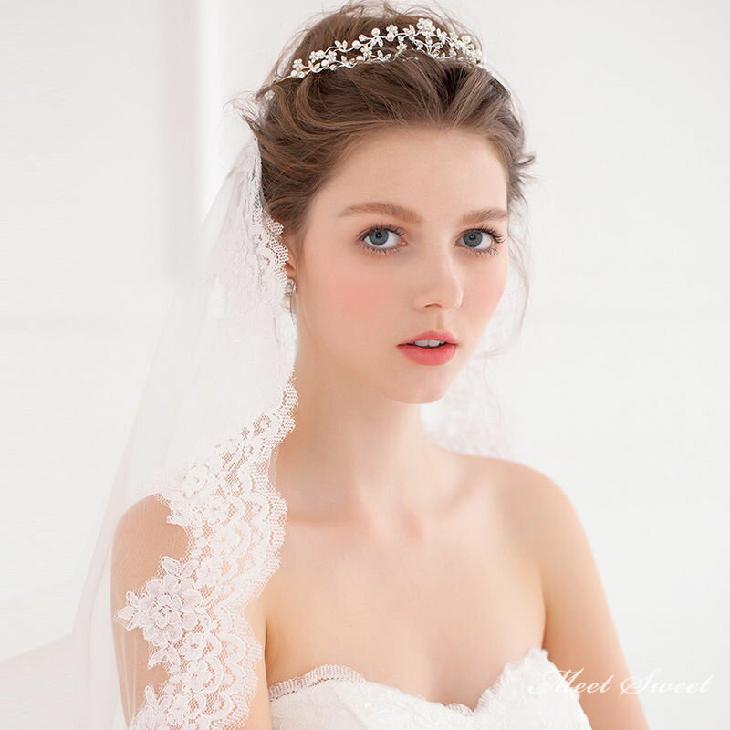 【P5倍★BLACK FRIDAY限定】ヘッドドレス ティアラ ウエディング 髪飾り 花嫁 ウェディング 結婚式 発表会 披露宴 ブライダル小物 パーティー 二...