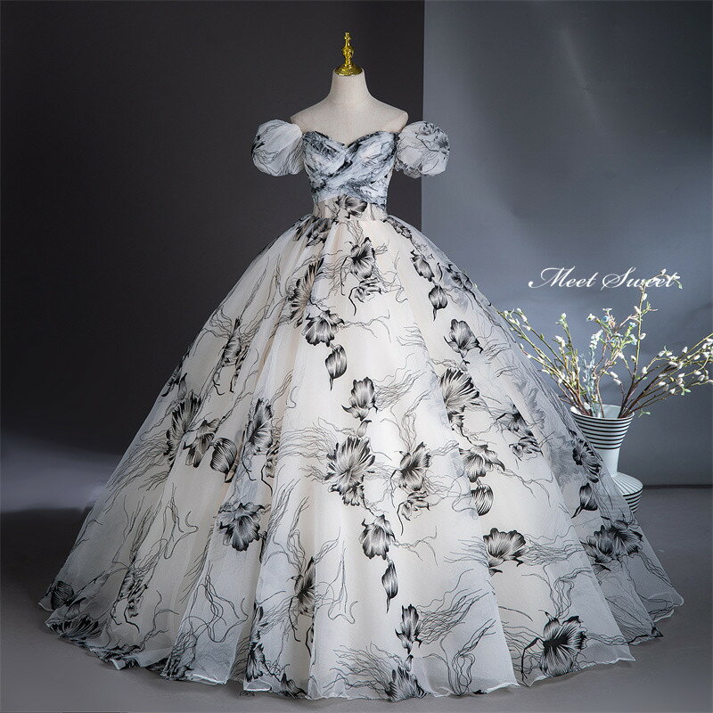 カラードレス プリンセスライン ホワイト 花柄 パフスリーブ 半袖 ロングドレス ウェディングドレス 結婚式 二次会 花嫁 前撮り 演奏会 発表会 ステージ衣装 ウエディングドレス パーティードレス ブライダル 大人 舞台 演出 イブニングドレス コンサート コンクール