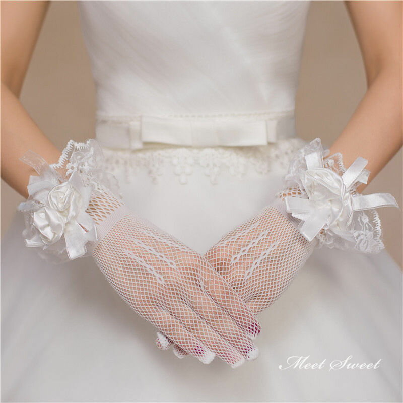 ウエディンググローブ ショートグローブ 2色 ウェディング手袋 ブライダル 結婚式 花嫁 二次会 披露宴 前撮り パーティー オフホワイト 花 リボン 赤