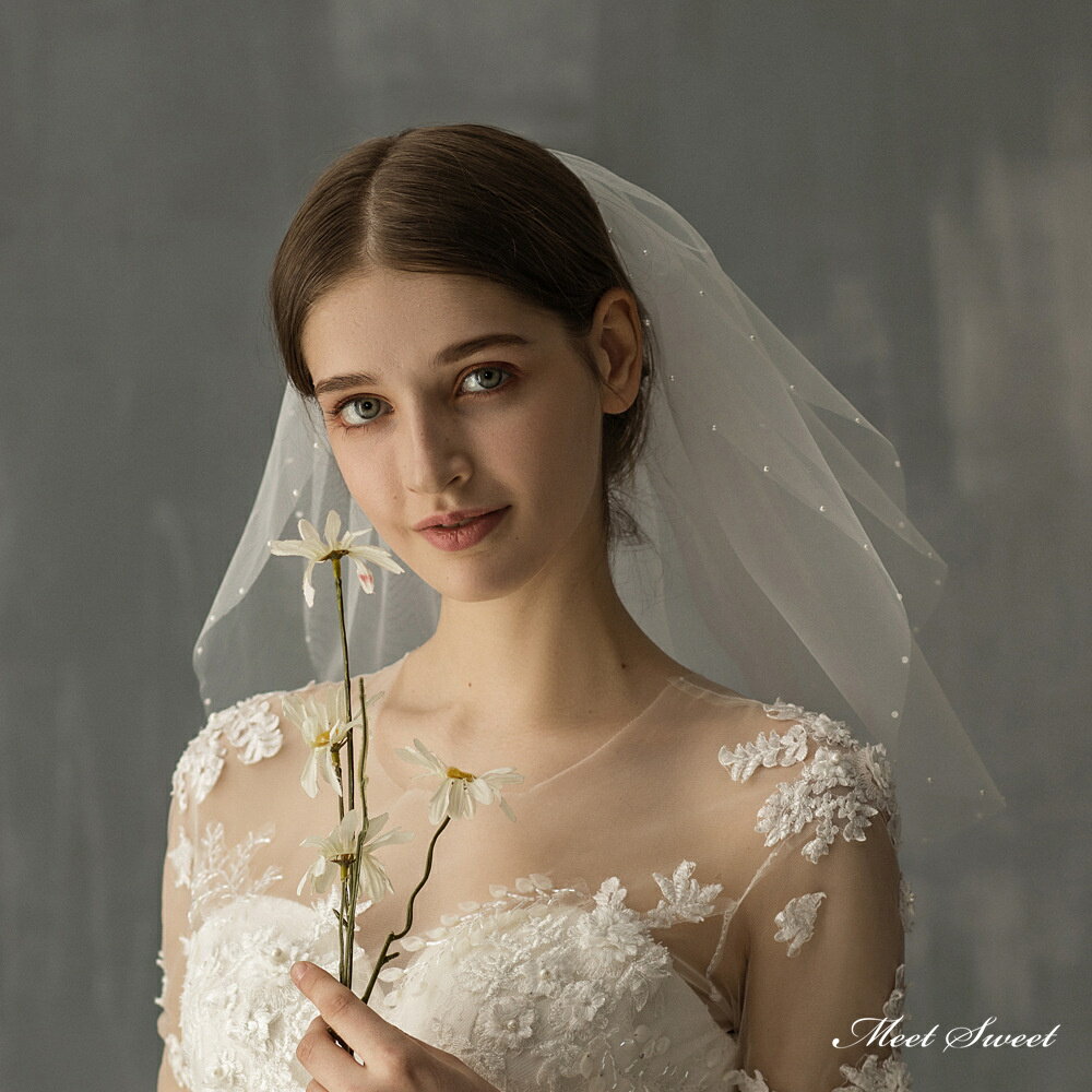 ウエディングベール オフホワイト 純白 ウェディングベール ショートベール ミニベール ブライダル 結婚式 二次会 披露宴 花嫁 海外挙式 前撮り パール ヘアアクセサリー ヴェール ベイル ヴェイル ヘッドアクセサリー 花嫁小物 結婚パーティー オフホワイト