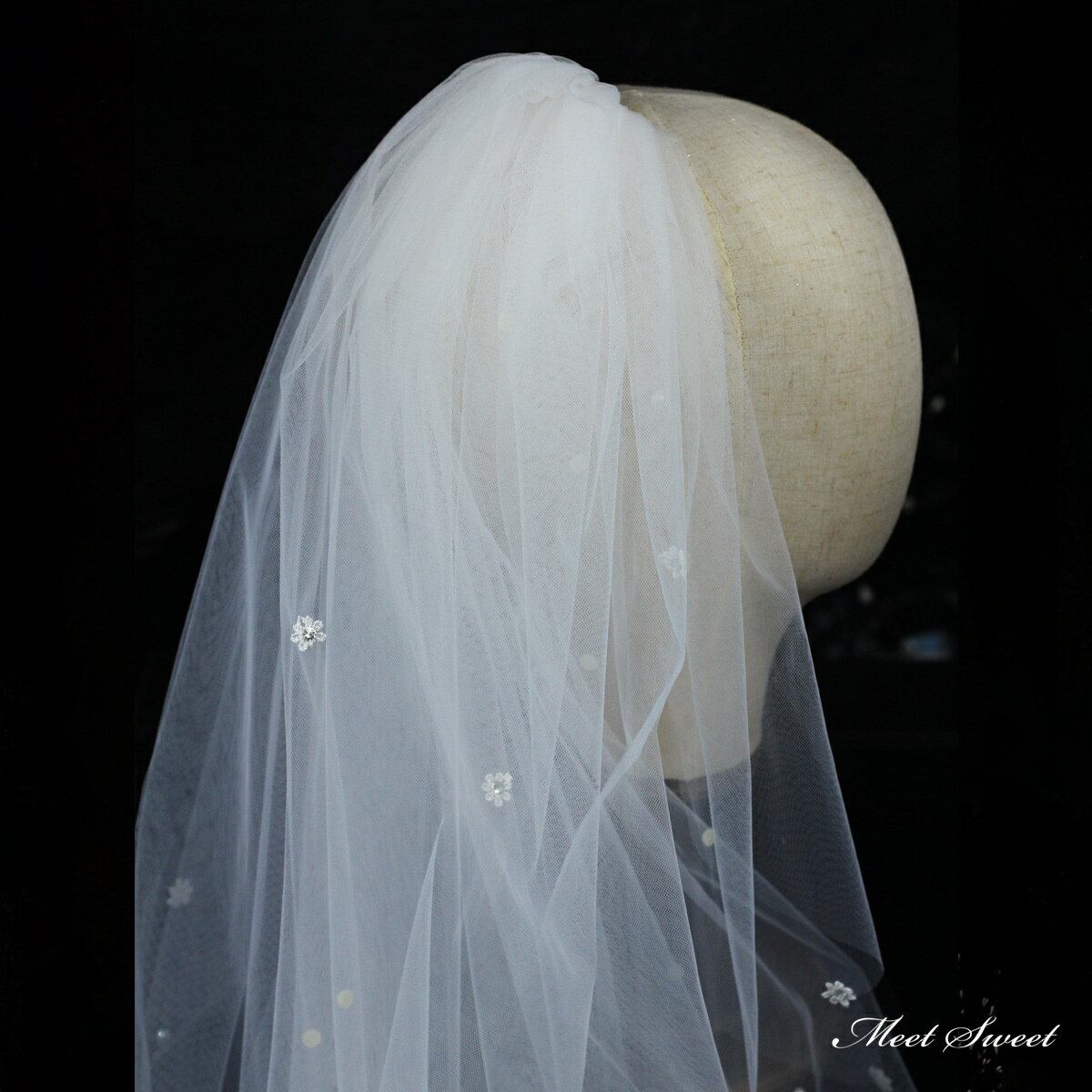 ウエディングベール ウェディングベール ミドルベール ミディアムベール ブライダル 結婚式 二次会 披露宴 花嫁 海外挙式 前撮り フェイスアップベール ヘアアクセサリー ベールアップ ベールダウン ヘッドアクセサリー 花嫁小物 結婚パーティー オフホワイト