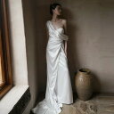 ウェディングドレス ウエディングドレス ロングドレス 二次会 結婚式 前撮り ブライダル 花嫁 サテン アシンメトリー ワンショルダー 上品 リゾート 海外挙式 フォトウェディング オフホワイト wedding dress リゾート おしゃれ 小さいサイズ 大きいサイズ