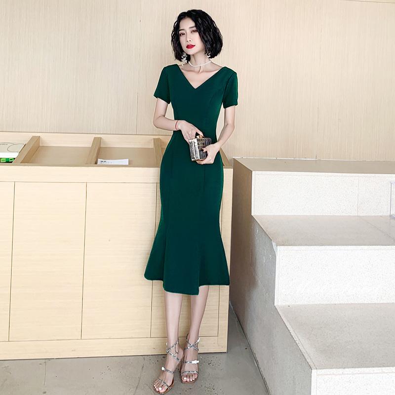 カラードレス グリーン ブラック ワインレッド ホワイト パーティードレス ミディアムドレス 結婚式 二次会 発表会 演奏会 フォーマルドレス マーメイドドライン イブニングドレス コンサート コンクール カクテルドレス ブライダル 披露宴 半袖 Vネック 大きいサイズ