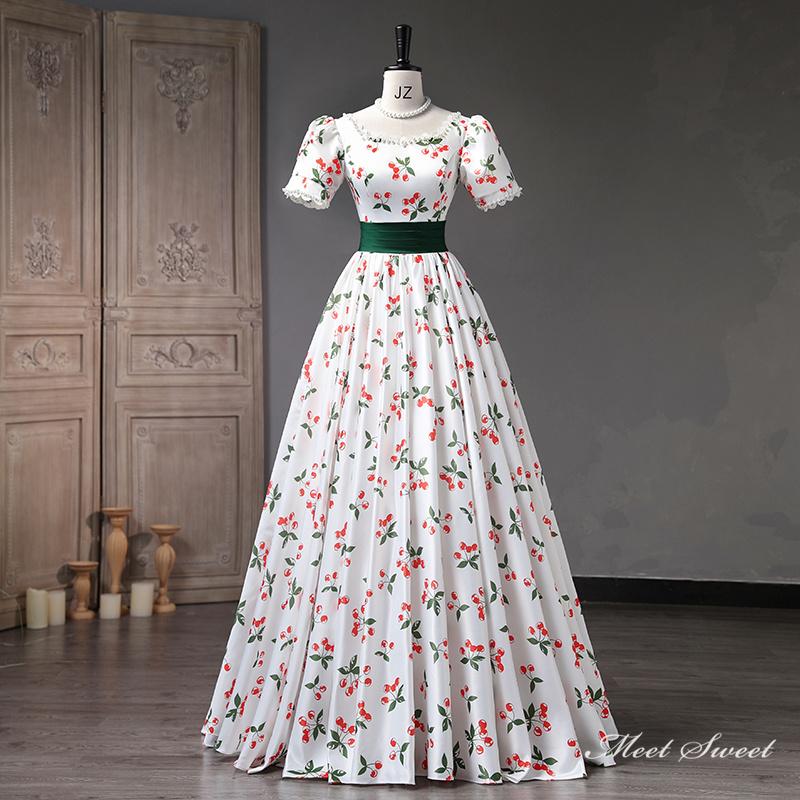 【マラソンP2倍×最大2000円クーポン 10/27 9:59まで】カラードレス ホワイト 花柄 半袖 ロングドレス 結婚式 二次会 発表会 演奏会 ウェディングドレス ウエディングドレス 花嫁 前撮り プリンセスドレス レトロ風 イブニングドレス コンサート パーティードレス