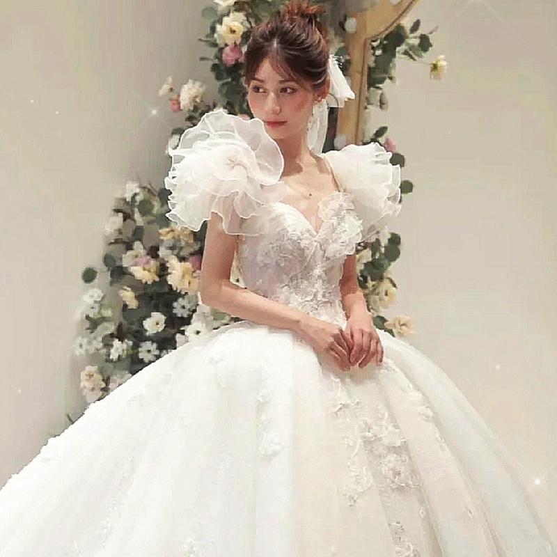 ウェディングドレス ウエディングドレス 二次会 結婚式 前撮り ブライダル ロングドレス 花嫁 プリンセスドレス プリンセスラインドレス フリルスリーブ 可愛い 海外挙式 フォトウェディング オフホワイト wedding dress 華やか ゴージャス 小さいサイズ 大きいサイズ