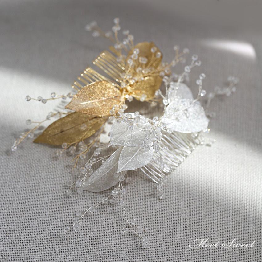ウェディングヘッドドレス 葉 リーフ ビーズ ヘアコーム 結婚式 髪飾り 前撮り 二次会 発表会 演奏会 ..