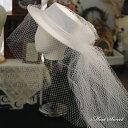 ウェディングハット 帽子 カンカン帽 ベール ウエディングハット ホワイト チュールネット カクテル帽 結婚式 二次会 花嫁 前撮り ブライダル パーティー カクテルハット 和装 イベント 発表会 演奏会 披露宴 写真撮影 ヘッドドレス 花嫁小物 礼装帽子 ドレスハット