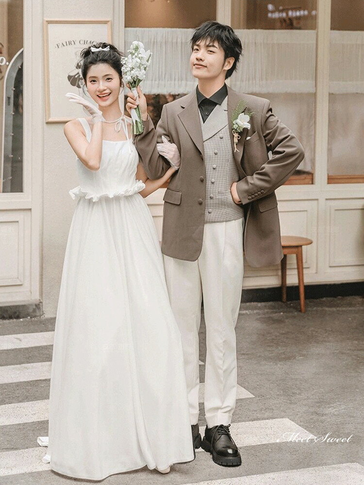 【P5倍★BLACK FRIDAY限定】ウェディングドレス ロングドレス Aラインドレス ノースリーブ 二次会 結婚式 前撮り ドレス 花嫁 ウエディングドレス 可愛い サテン 大きいサイズ 小さいサイズ 海外挙式 白 オフホワイト パーティードレス ブライダル フォトウェディング