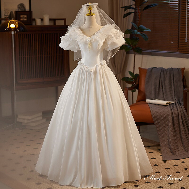 ウェディングドレス ロングドレス プリンセスドレス 姫系ドレス レトロ Aラインドレス 半袖 パフスリーブ 二次会 結婚式 前撮り ドレス 花嫁 ウエディングドレス サテン 大きいサイズ 小さいサイズ 海外挙式 白 オフホワイト パーティードレス ブライダル フォトウェディング
