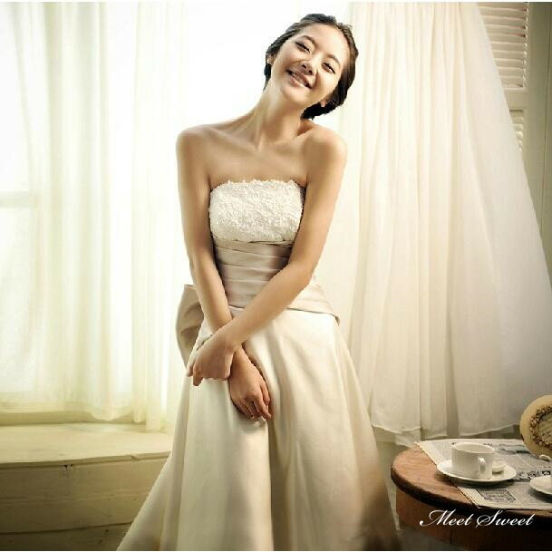 ウェディングドレス ロングドレス プリンセスラインドレス Aラインドレス 長袖 二次会 結婚式 前撮り ドレス 花嫁 ウエディングドレス チュール 大きいサイズ 小さいサイズ 海外挙式 白 オフホワイト パーティードレス ブライダル フォトウェディング wedding dress