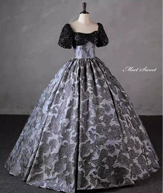 カラードレス プリンセスライン グレー 半袖 花柄 編み上げ 切替 ロングドレス ウェディングドレス 結婚式 二次会 花嫁 前撮り 演奏会 発表会 ステージ衣装 ウエディングドレス パーティードレス ブライダル 大人 舞台 演出 イブニングドレス コンサート コンクール