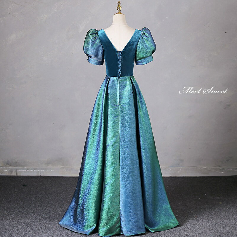 カラードレス Aラインドレス ロングドレス グリーン パフスリーブ 光沢感 半袖 ウェディングドレス 結婚式 二次会 花嫁 前撮り 演奏会 発表会 ステージ衣装 ウエディングドレス パーティードレス ブライダル 大人 舞台 演出 イブニングドレス コンサート コンクール