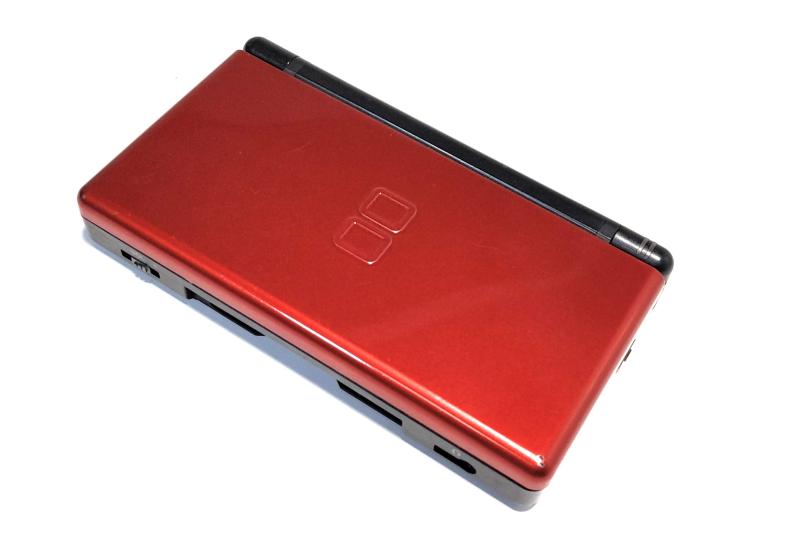【未使用】ニンテンドーDS LITE クリムゾン・レッド 箱付き ① 楽天市場】DS lite クリムゾン ブラックの通販