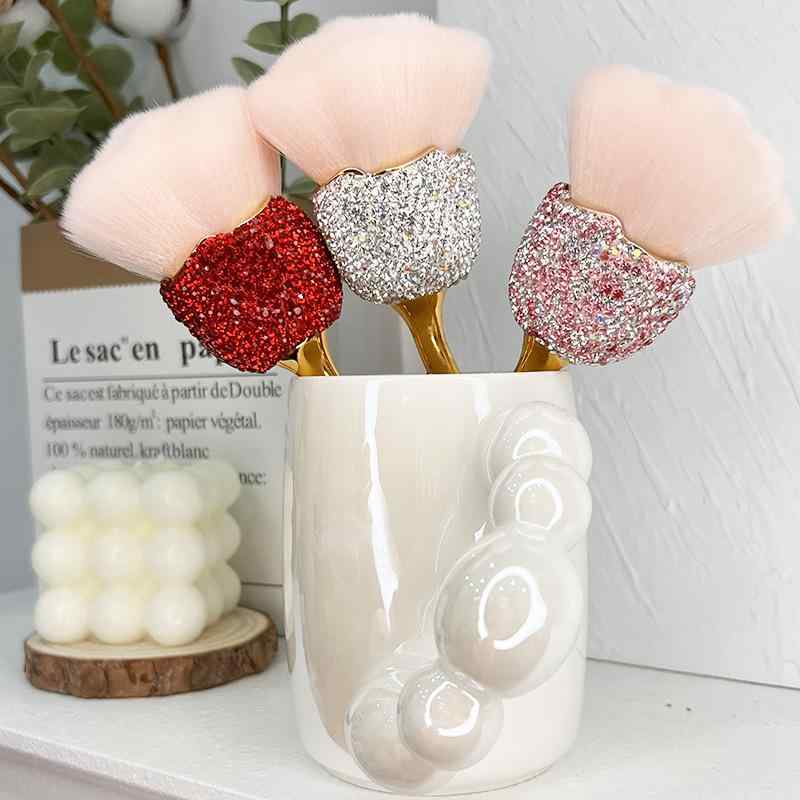 メイクブラシ 化粧ブラシ チークブラシ 柔らかい繊維 多機能 クリーニングブラシ 美容ツール・カテゴリ: 化粧ブラシ, フェイスブラシ, チークブラシ・ブラシの本数: 1本・ブラシの素材: 人造繊維・ブラシケースのタイプ: 箱入り・柄の素材...