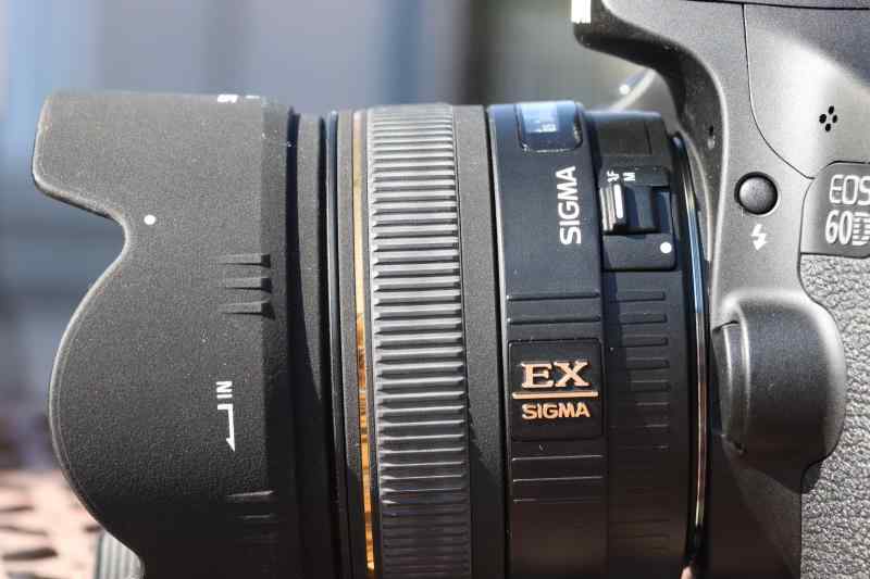 【中古】シグマ 30mm F1.4 EX DC デジタ�