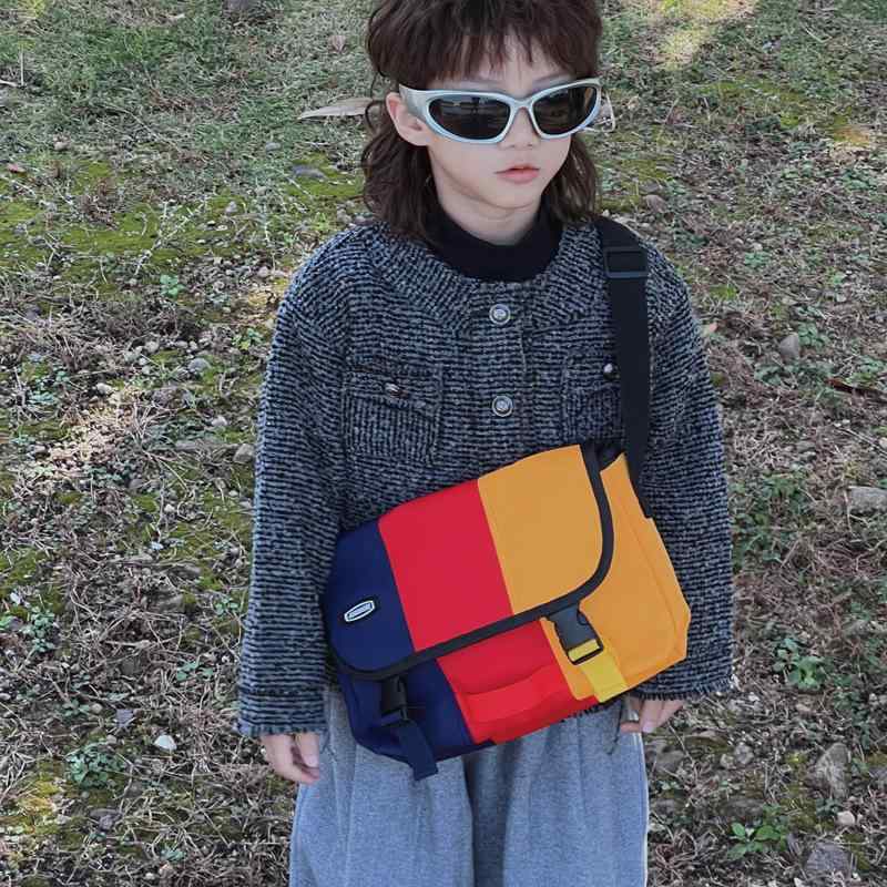 帆布 ショルダーバッグ キッズ ファッション クール カジュアル スポーツ 大容量 韓国風 ハンサム 男の..