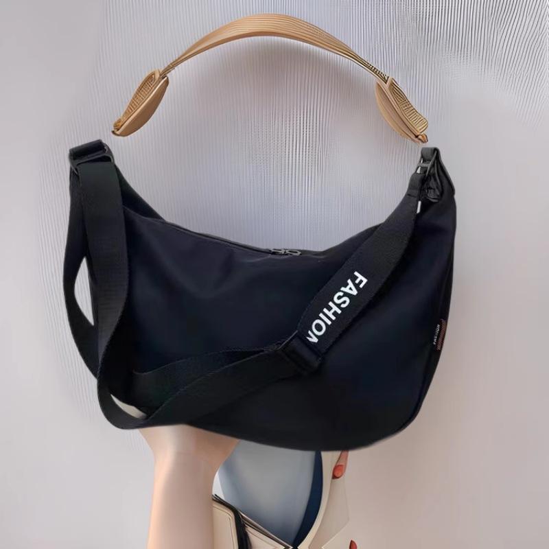 餃子バッグ 黒 斜めがけバッグ 帆布バッグ ウエストバッグ ミニマル 普段使い レジャー スポーティ メンズ レディース 鞄