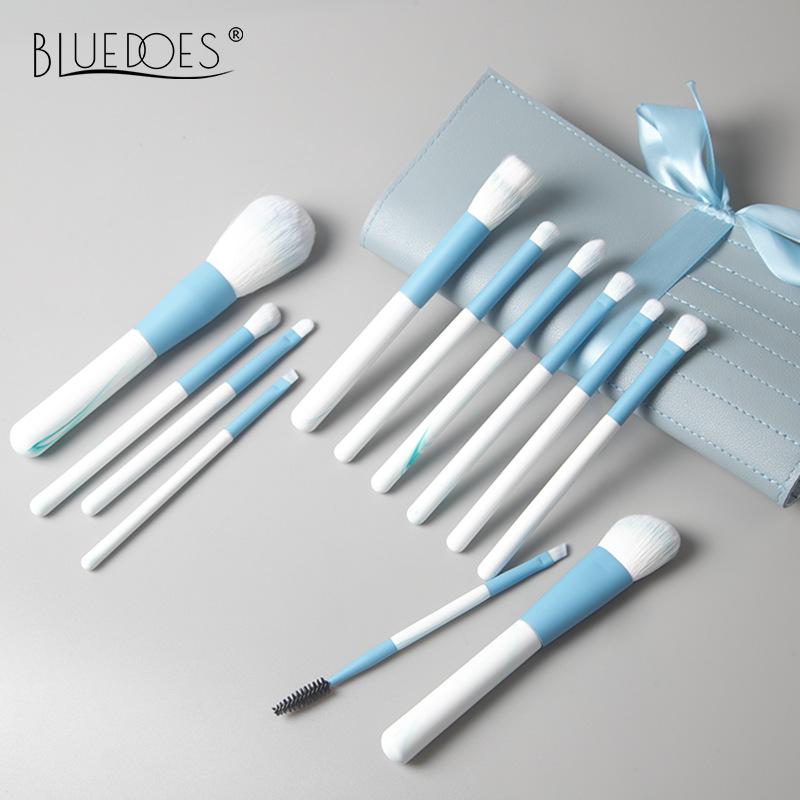 メイクブラシ 12本セット 花柄 柔らかい フェイスブラシ パウダーブラシ ファンデーションブラシ 散粉ブラシ 滄州実木柄