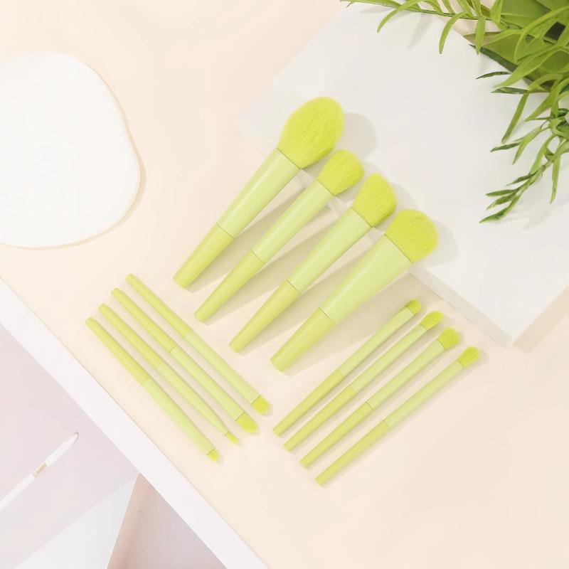 メイクブラシ 12支 メイク道具 草色 散粉ブラシ チークブラシ アイシャドウブラシ 彩妆道具