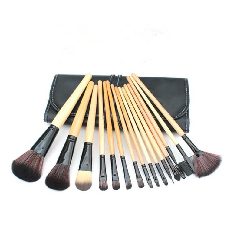 メイクブラシ セット 初心者向け 木製ハンドル 繊維毛 フェイスブラシ アイシャドウブラシ 練習用 美容ツール