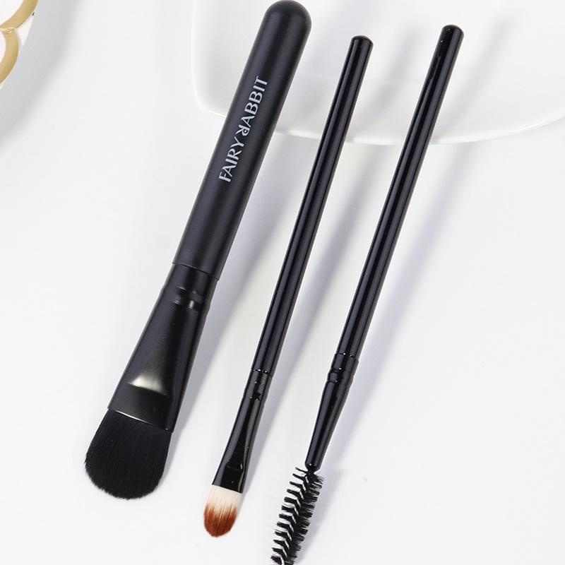 メイクブラシ 初心者向け アイシャドウブラシ チークブラシ 眉毛ブラシ 美容ツール