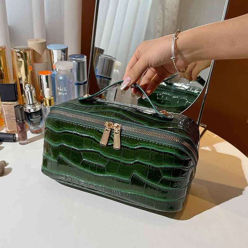 化粧ポーチ レディース 豪華感 大容